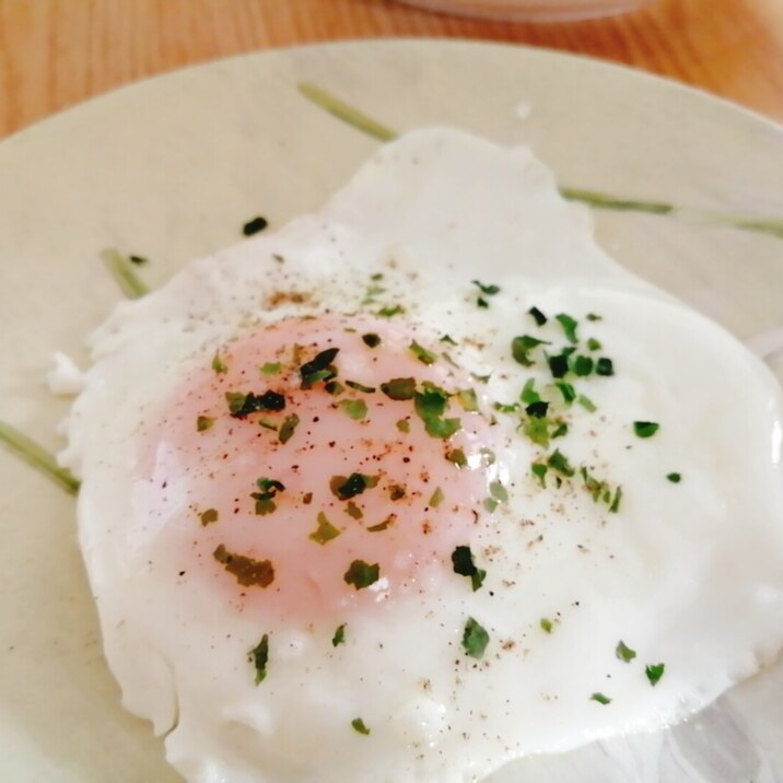 あおさの目玉焼き